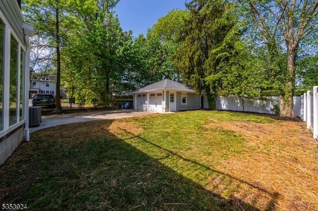 519 Lenox Ave, Westfield Town, NJ 07090 - view of yard with an outdoor structure, driveway, and central air condition unit