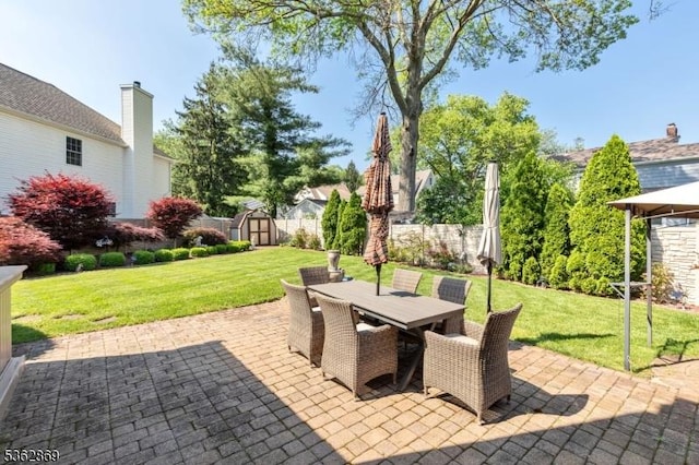 219 Elm Ct, Scotch Plains Twp, NJ 07076 - view of patio with outdoor dining space