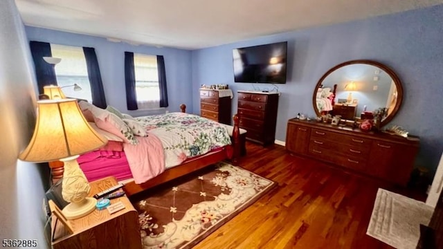 89 Mackerley Rd, Green Twp, NJ 07860 - bedroom with wood finished floors