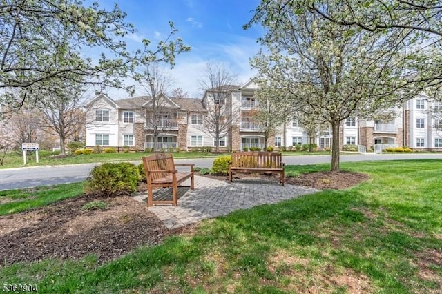 1206 Conrad Way, Franklin Twp, NJ 08873 - view of property's community featuring a yard