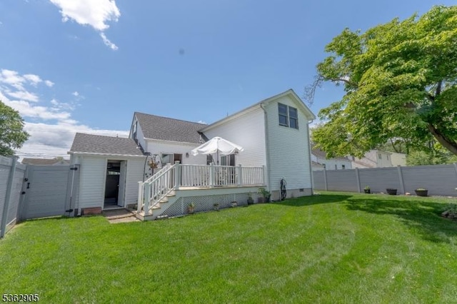550 Melrose Ave, South Plainfield Boro, NJ 07080 - back of property with a wooden deck and crawl space