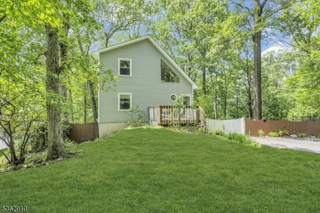 72 Quenby Mountain Rd, Liberty Twp, NJ 07838 - back of property featuring a deck