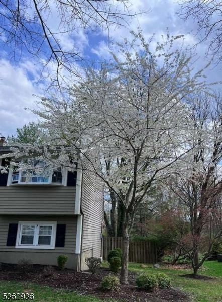 10 Grandin Dr, Raritan Twp, NJ 08822 - view of home's exterior