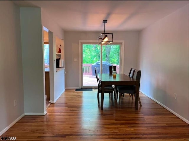 10 Grandin Dr, Raritan Twp, NJ 08822 - dining room featuring wood finished floors and baseboards