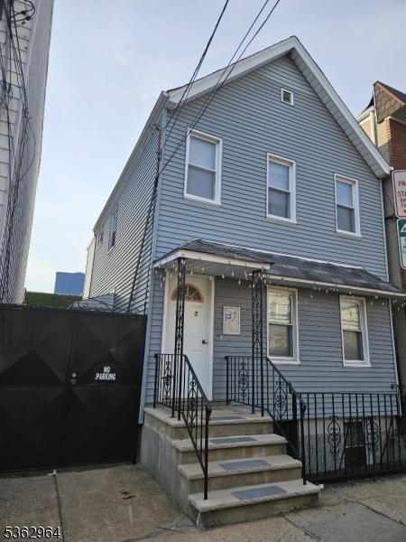 37 Adams St, Newark City, NJ 07105 - view of front facade