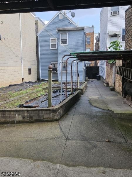 37 Adams St, Newark City, NJ 07105 - view of property's community