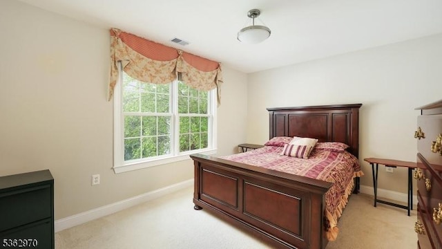 9 Independence Ct, Franklin Twp, NJ 08873 - bedroom featuring light carpet and baseboards