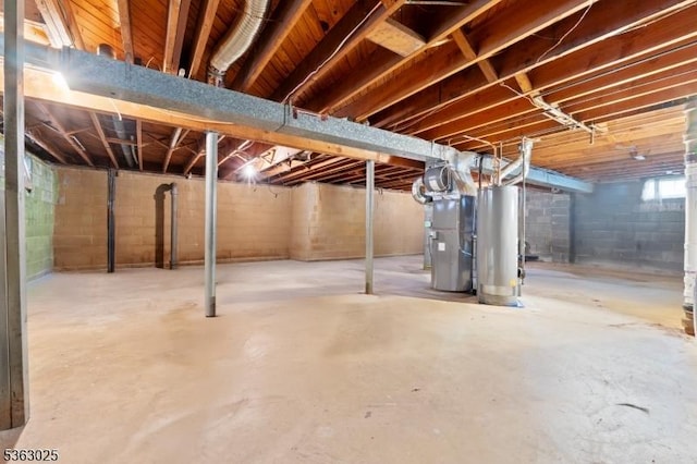 95 1st Ave, Woodbridge Twp, NJ 07064 - unfinished below grade area featuring water heater and heating unit