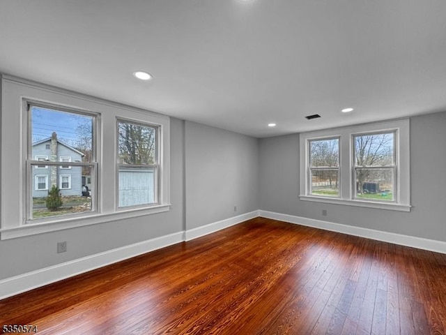 150 Mt Salem Rd, Wantage Twp, NJ 07461 - spare room featuring dark wood-type flooring, plenty of natural light, baseboards, and recessed lighting