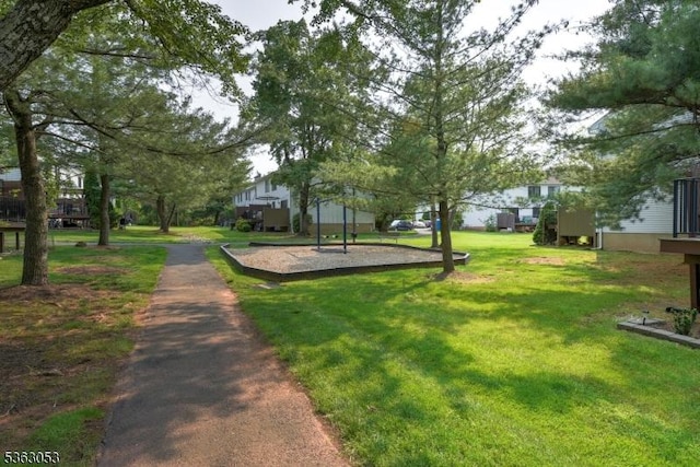 902E Merritt Dr, Hillsborough Twp, NJ 08844 - view of property's community with a yard