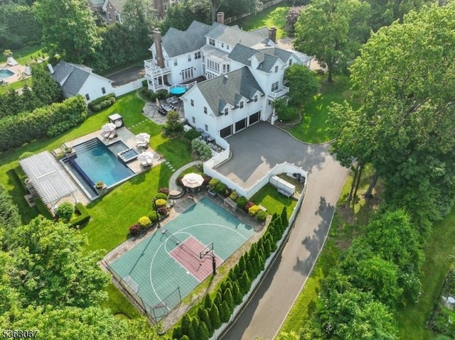 34 Oak Bend Rd, West Orange Twp, NJ 07052 - view of subject property with a pool