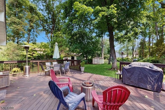 970 Cedar Dr, Stillwater Twp, NJ 07860 - deck with outdoor dining area and a yard
