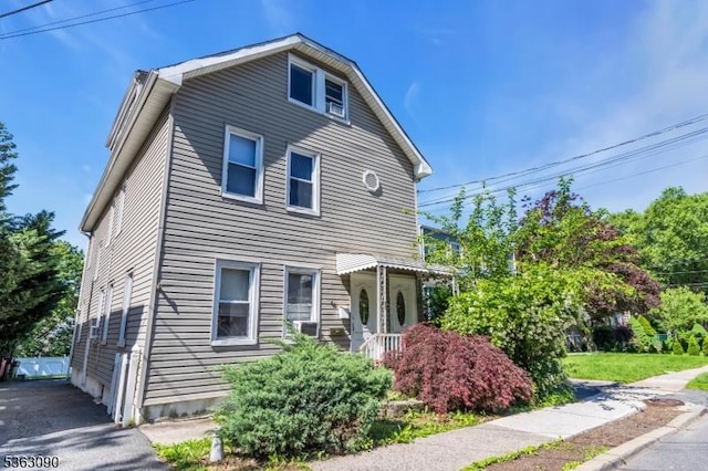 451 Centre St, Nutley Twp, NJ 07110 - view of front facade