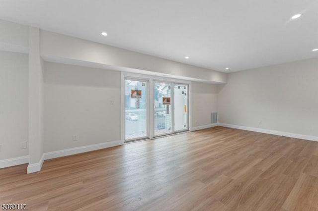 20 Beaconsfield Pl, Franklin Twp, NJ 08873 - unfurnished room featuring light wood finished floors, baseboards, and recessed lighting