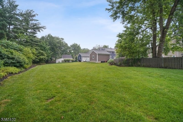 49 Summit Ave Unit B, Chatham Boro, NJ 07928 - view of yard
