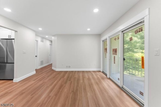 35 Amethyst Way, Franklin Twp, NJ 08823 - unfurnished living room featuring light wood-type flooring, healthy amount of natural light, recessed lighting, and baseboards