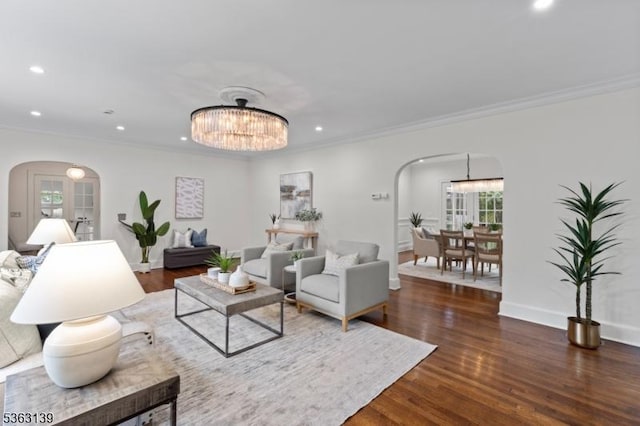 460 Overhill Rd, South Orange Village Twp, NJ 07079 - living area featuring arched walkways, a chandelier, ornamental molding, healthy amount of natural light, and recessed lighting