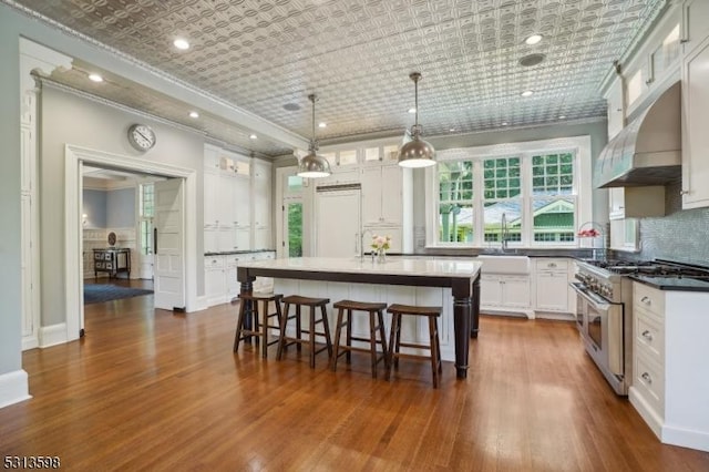 40 Highland Ave, Millburn Twp, NJ 07078
