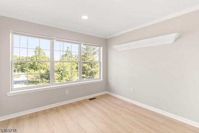 133 Marlboro Cir, Lopatcong Twp, NJ 08886 - unfurnished room with light wood-type flooring, baseboards, recessed lighting, and ornamental molding