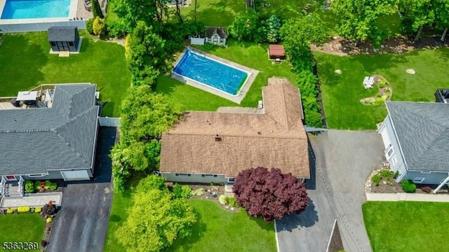 18 Apollo Dr, Jefferson Twp, NJ 07438 - bird's eye view of a pool
