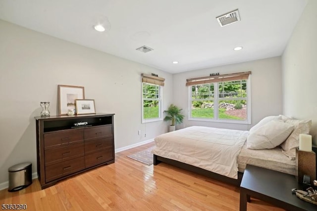 14 Mount Freedom Ave, Randolph Twp, NJ 07869 - bedroom featuring light wood finished floors and recessed lighting