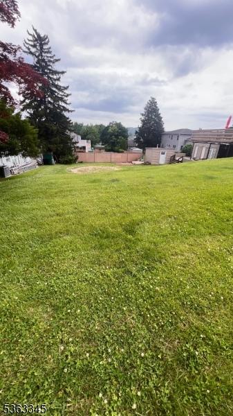 118 Crosby Ave, Totowa Boro, NJ 07512