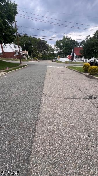 118 Crosby Ave, Totowa Boro, NJ 07512