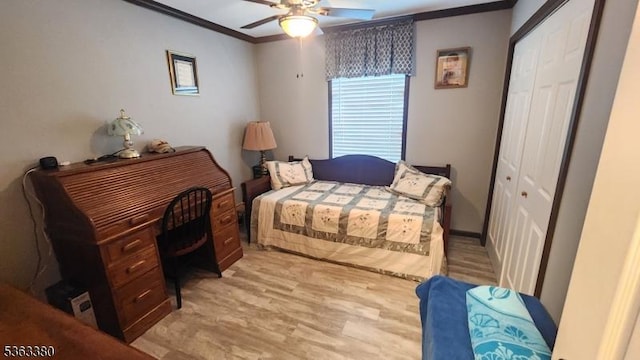 7 Makepeace Dr Unit 7, Jefferson Twp, NJ 07438 - bedroom with light wood-style flooring, crown molding, a closet, and a ceiling fan