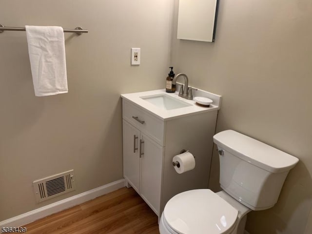 17 Village Way Unit 4, Vernon Twp, NJ 07462 - bathroom featuring vanity and wood finished floors