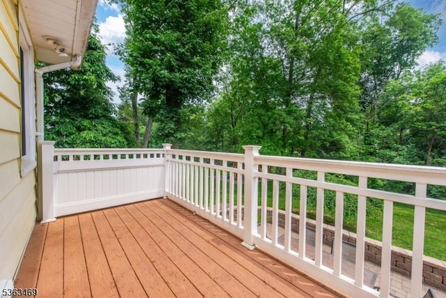 38 Longview Dr, Hanover Twp, NJ 07981 - wooden terrace with view of scattered trees