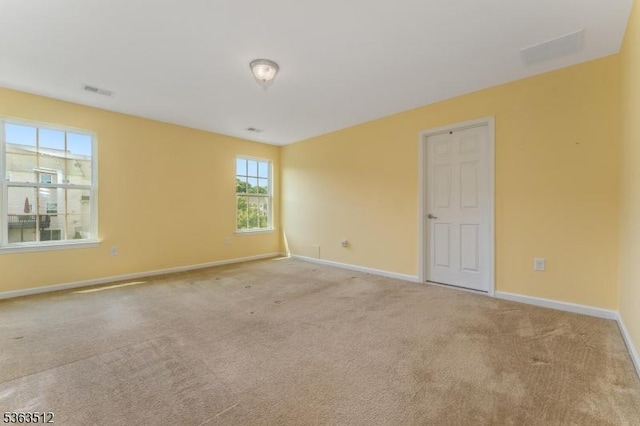 84 Washington Square Cir, Washington Boro, NJ 07882 - unfurnished room with light colored carpet
