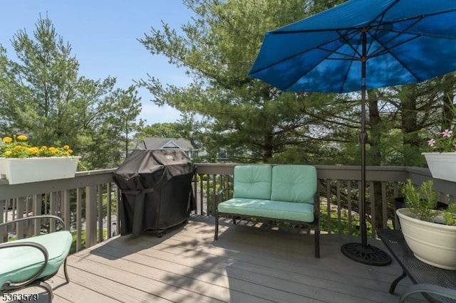 22 La Costa Dr, Clinton Twp, NJ 08801 - deck with area for grilling