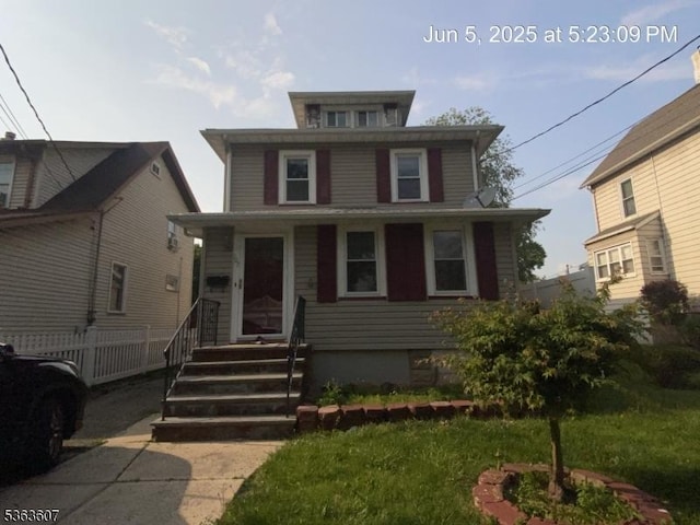 103 W Colfax Ave, Roselle Park Boro, NJ 07204 - view of traditional style home