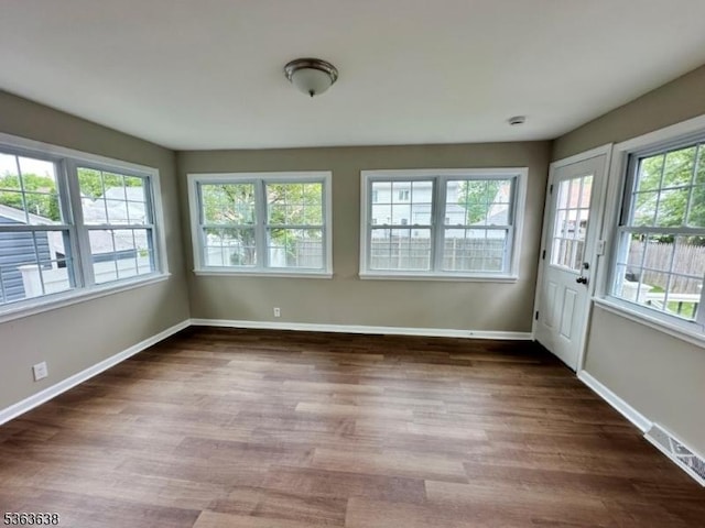 505 Beechwood Ave, Roselle Park Boro, NJ 07204 - view of unfurnished sunroom