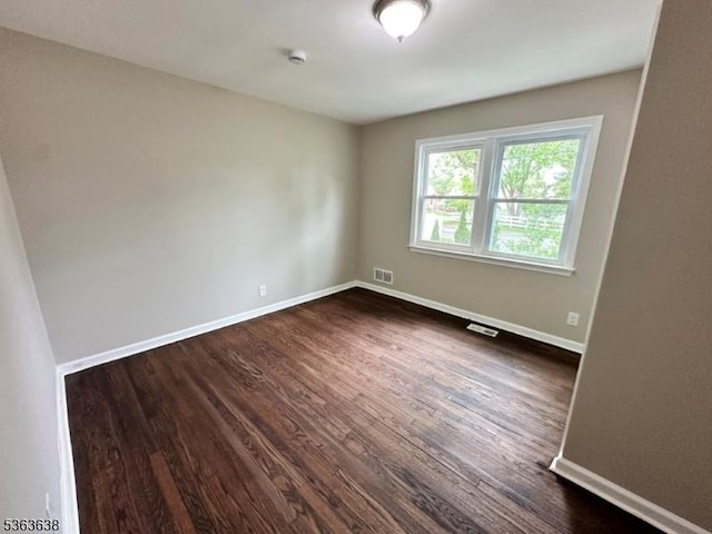 505 Beechwood Ave, Roselle Park Boro, NJ 07204 - unfurnished room featuring dark wood-type flooring and baseboards