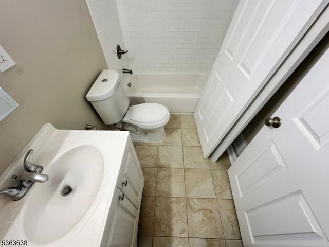 505 Beechwood Ave, Roselle Park Boro, NJ 07204 - bathroom featuring tile patterned floors, vanity, and  shower combination