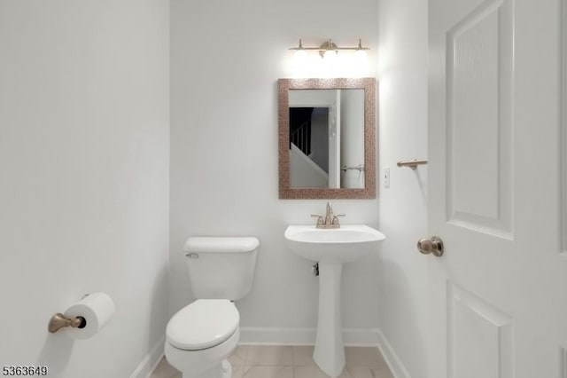 1111 Worthington Ct, Denville Twp, NJ 07834 - half bath featuring toilet and baseboards