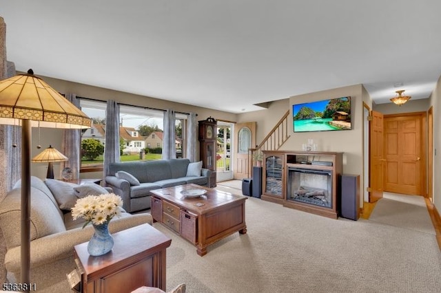 214 Glenside Pl, North Plainfield Boro, NJ 07060 - living room featuring light carpet