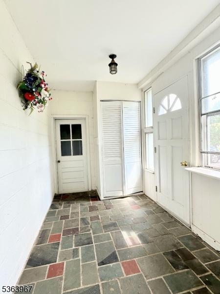 30 Bennington Pkwy, Franklin Twp, NJ 08823 - view of foyer entrance