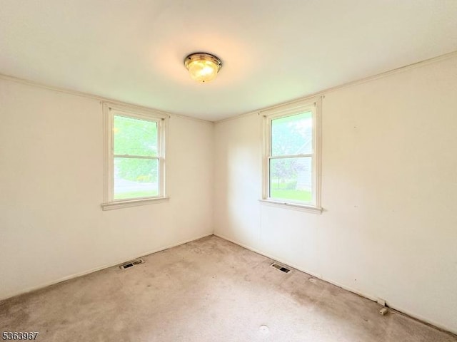 30 Bennington Pkwy, Franklin Twp, NJ 08823 - spare room with light colored carpet
