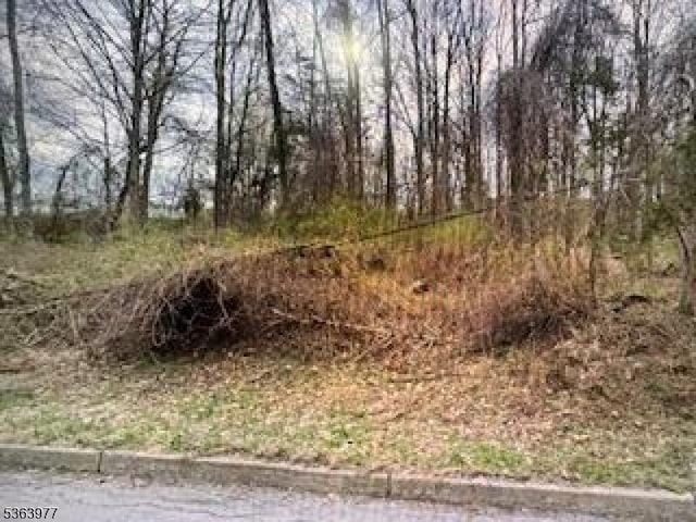 3 Commerce St, Vernon Twp, NJ 07462
