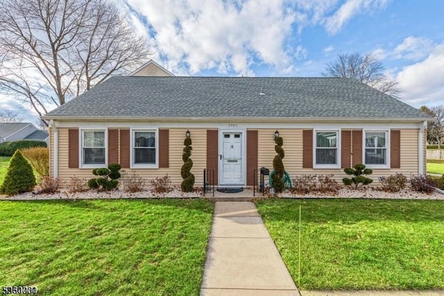 378C Old Nassau Rd Unit C, Monroe Twp, NJ 08831 - cape cod-style house featuring a front lawn and roof with shingles