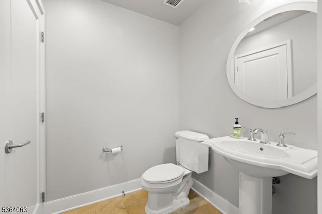 1025 Maxwell Ln Unit 1209, Hoboken City, NJ 07030 - bathroom with baseboards