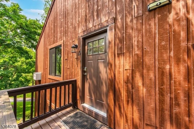 2 Falkenstein Dr Unit 10, Vernon Twp, NJ 07462 - property entrance with a wooden deck