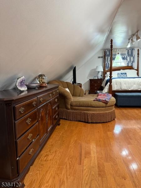 1221 Grant Ave, Plainfield City, NJ 07060 - bedroom featuring light wood-style floors and lofted ceiling