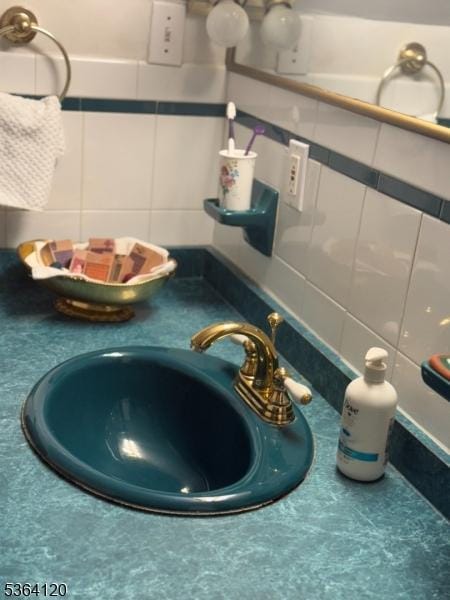 1221 Grant Ave, Plainfield City, NJ 07060 - bathroom featuring a sink