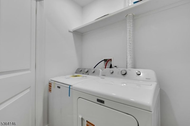 21 W Cliff St, Somerville Boro, NJ 08876 - laundry room with washer and dryer