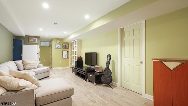 165 Rock Rd W, Green Brook Twp, NJ 08812 - living area with light wood-style flooring and recessed lighting