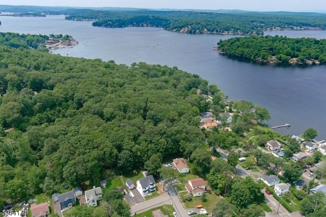 29 Tennis Rd, Jefferson Twp, NJ 07849 - aerial overview of property's location featuring a large body of water