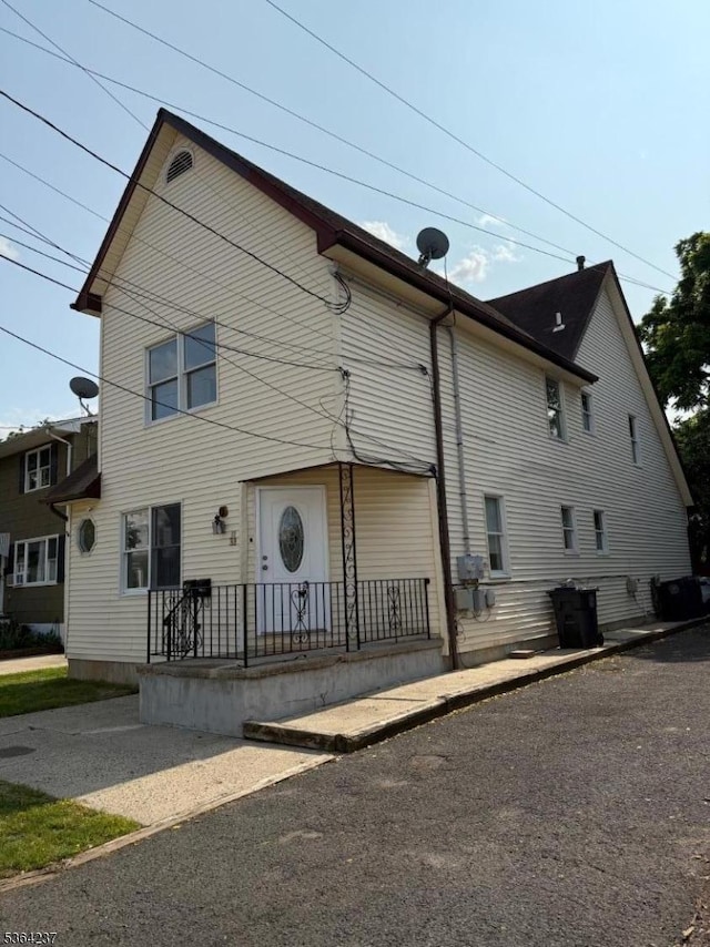 33 Fisher Ave, Bound Brook Boro, NJ 08805 - rear view of house